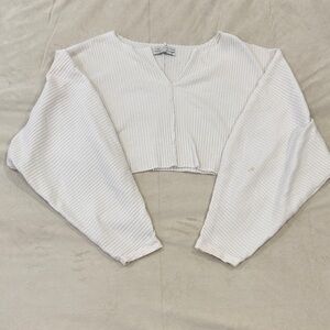 Women’s White Urban Outfitters Ribbed Long-Sleeve V-Neck Crop Top